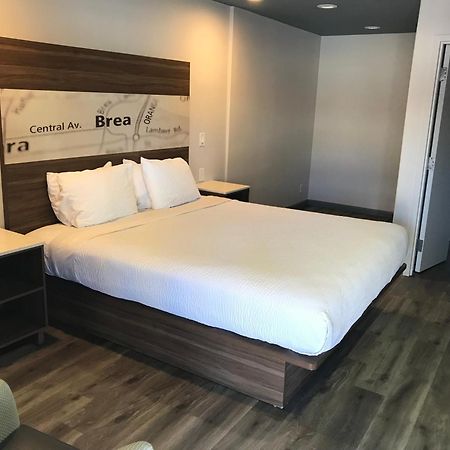 Hyland Inn Brea Eksteriør bilde