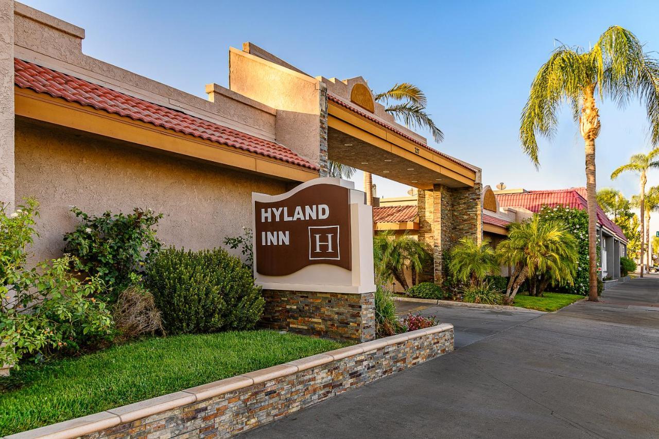 Hyland Inn Brea Eksteriør bilde
