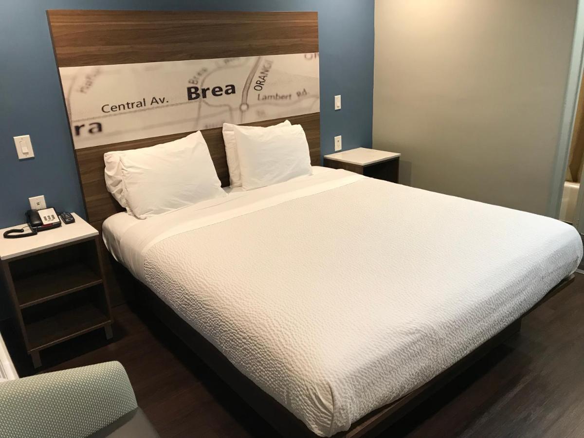 Hyland Inn Brea Eksteriør bilde